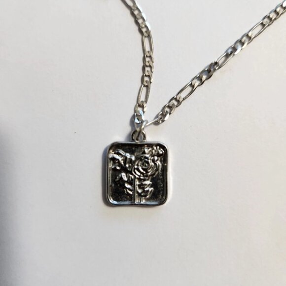 Forever Love Necklace - Picture 4 of 4